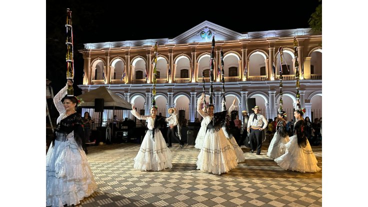 Día del Folklore Paraguayo